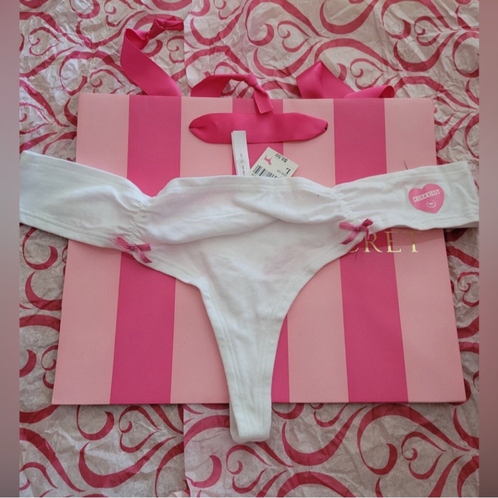 NWT 2009 Victoria’s Secret PINK White Ruched Low Rise Thong Panties VS Large L